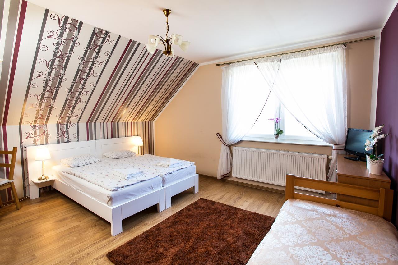 Agro Nad Stawem Villa Żukowo Buitenkant foto